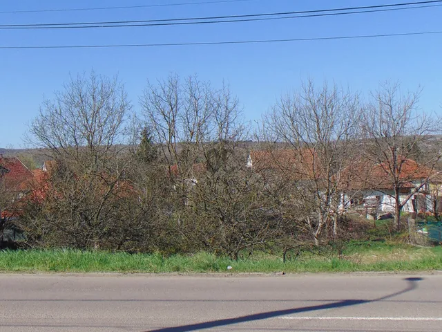 Eladó telek Andornaktálya 933 nm