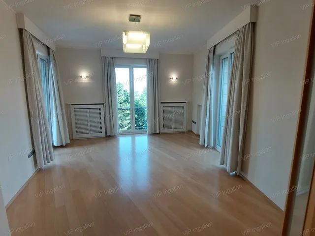 Kiadó lakás Budapest XII. kerület, Svábhegy, Normafa út 600 nm