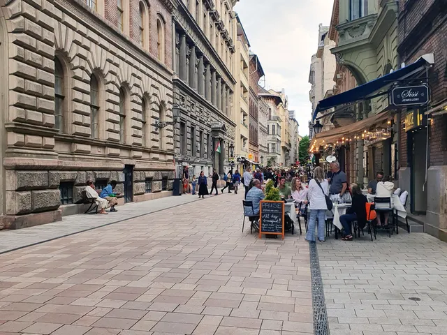 Eladó lakás Budapest V. kerület, Belváros 47 nm