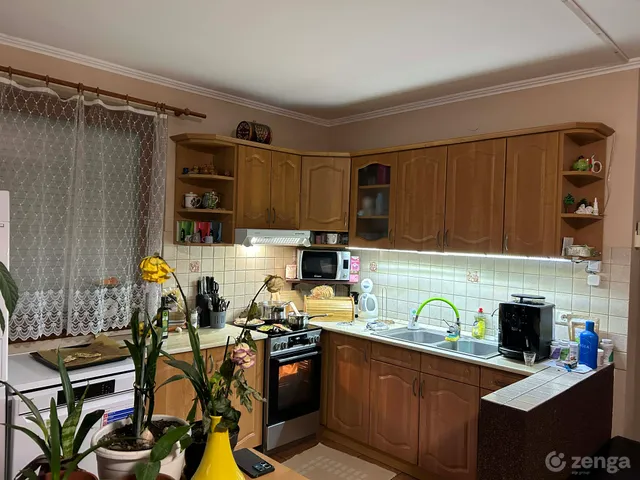 Eladó ház Békéscsaba, Kastélyszőlők 124 nm