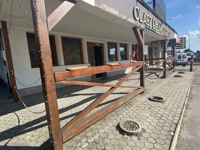 Eladó kereskedelmi és ipari ingatlan Székesfehérvár, Belváros 130 nm