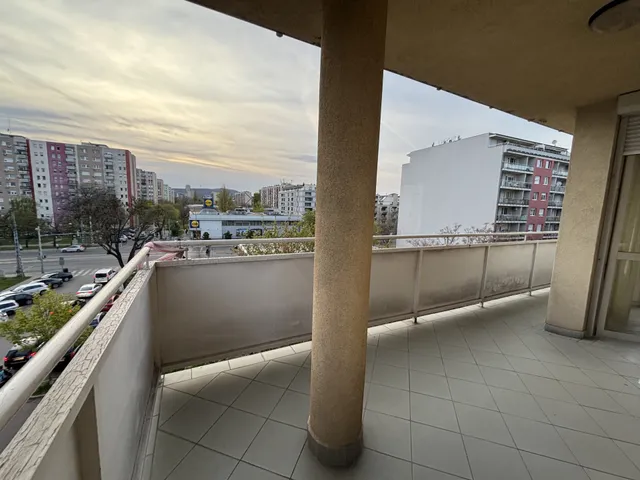 Eladó lakás Budapest XIII. kerület, Angyalföld 74 nm