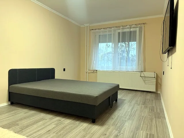 Kiadó lakás Pápa 32 nm