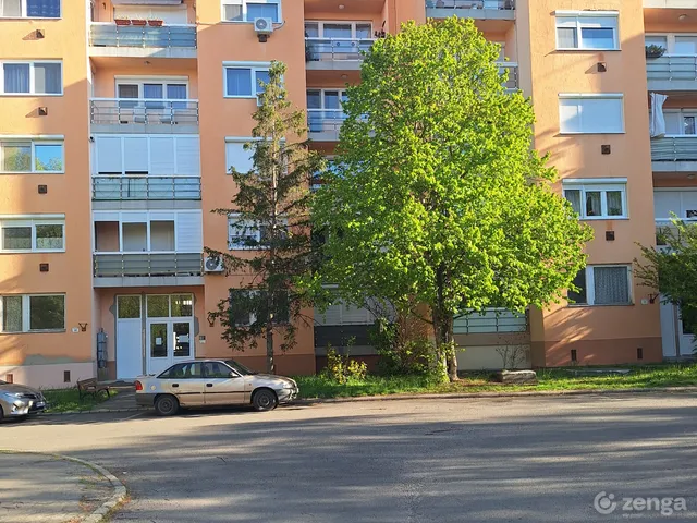 Eladó lakás Gyöngyös, Dél-Kálváriapart 66 nm