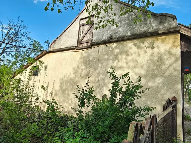 Eladó kereskedelmi és ipari ingatlan Gádoros 42 nm