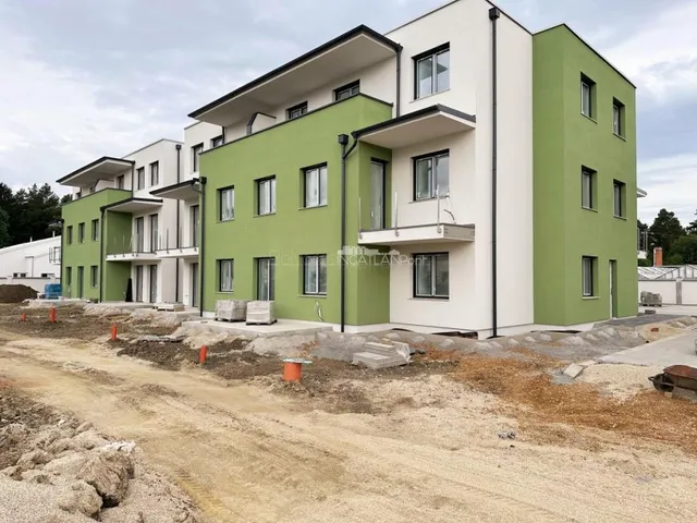 Eladó lakás Szombathely, Kámon 58 nm