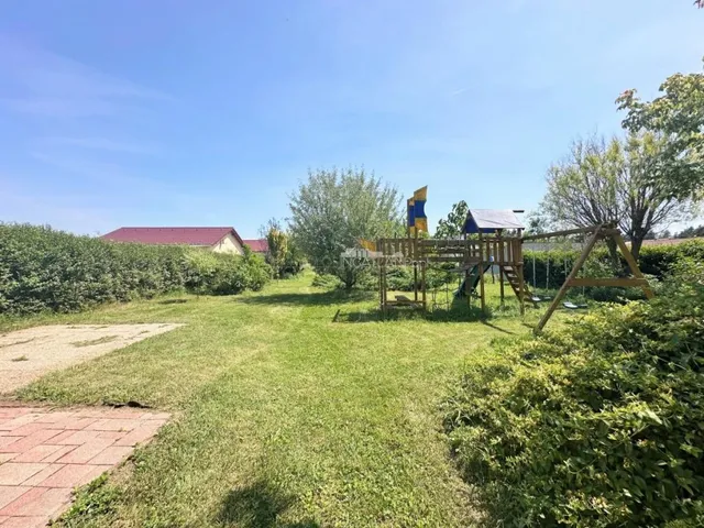 Eladó ház Szombathely, Herény 225 nm