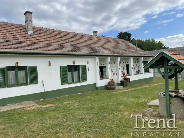 Eladó üdülő és hétvégi ház Daruszentmiklós 100 nm