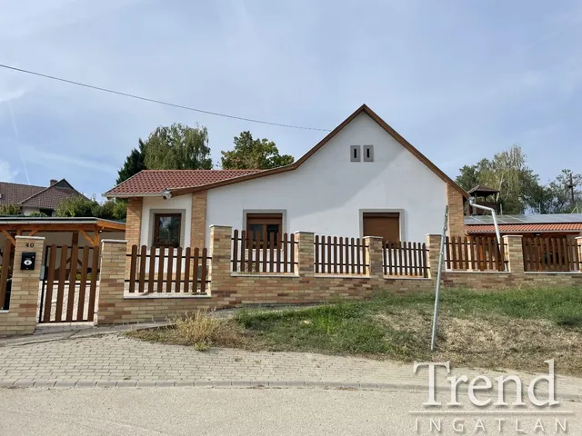 Kiadó telek Rácalmás 70 nm