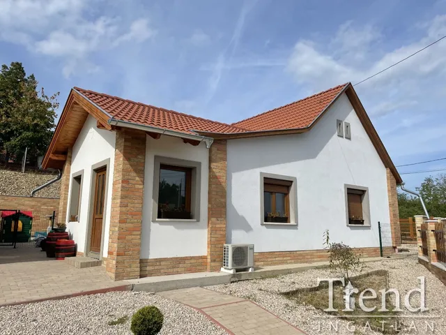 Kiadó telek Rácalmás 70 nm