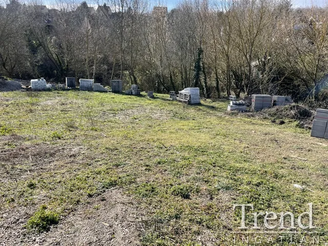 Eladó telek Dunaújváros 1860 nm