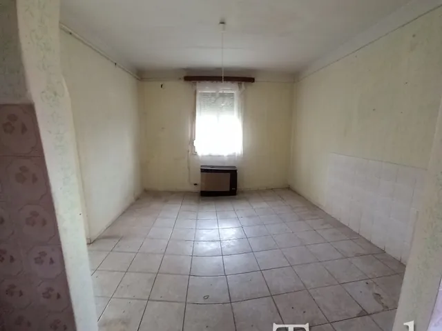 Eladó telek Perkáta 90 nm