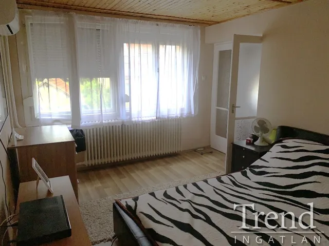 Eladó ház Dunaújváros, Óváros 160 nm