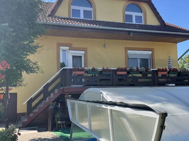 Kiadó lakás Rácalmás 100 nm