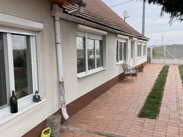 Eladó ház Dunaföldvár 137 nm