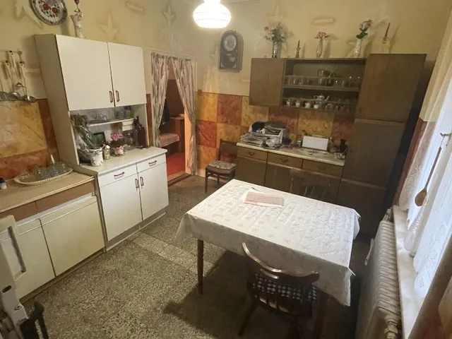 Eladó ház Nagyvenyim 90 nm