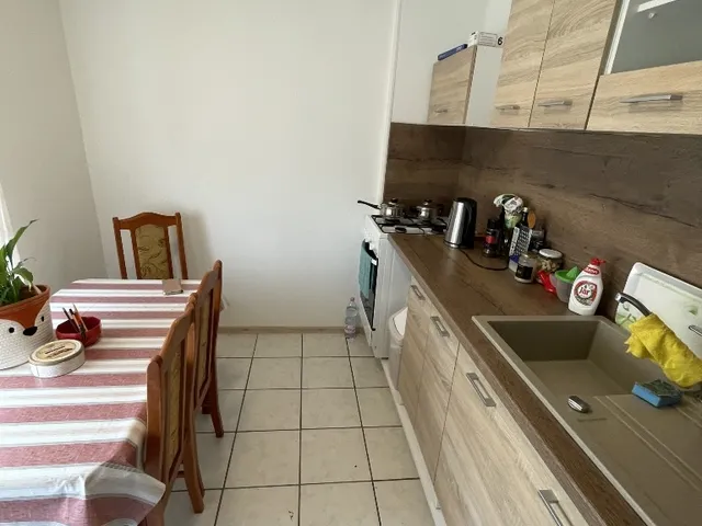 Eladó lakás Dunaújváros 44 nm