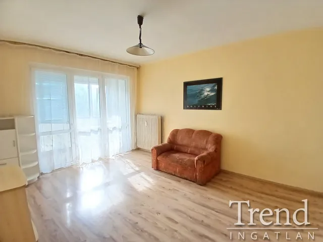Eladó lakás Dunaújváros 62 nm