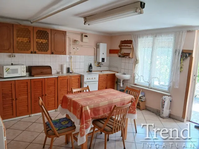 Eladó ház Dunaújváros, Újtelep 72 nm