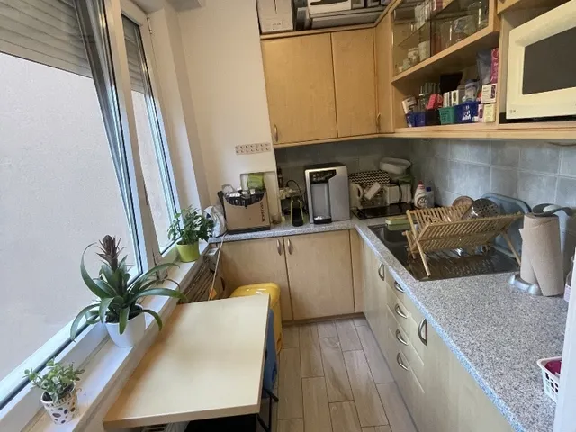 Eladó kereskedelmi és ipari ingatlan Dunaújváros 72 nm