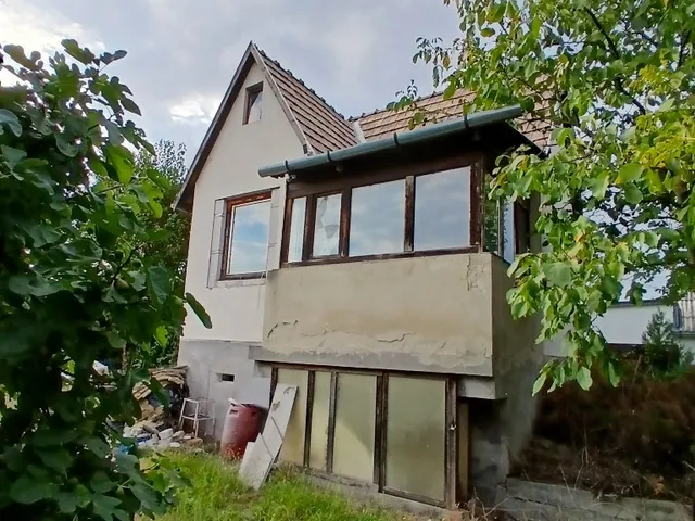 Eladó üdülő és hétvégi ház Kulcs 30 nm
