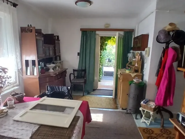 Eladó ház Apostag 84 nm