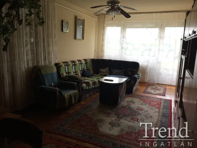 Eladó lakás Dunaújváros, Óváros 189 nm