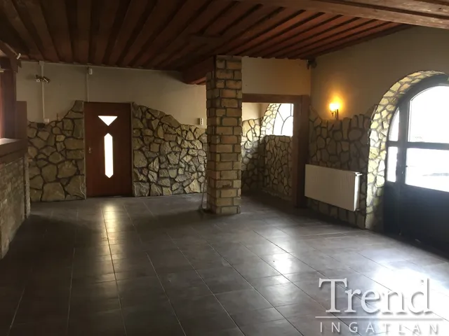 Kiadó üdülő és hétvégi ház Dunaújváros, Belváros 220 nm