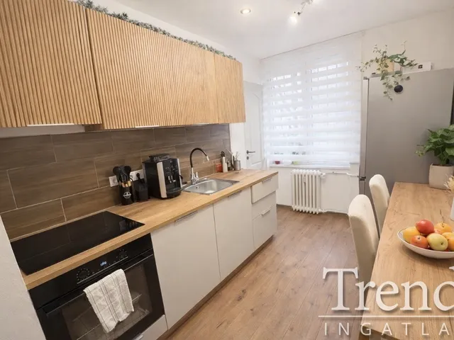 Eladó lakás Dunaújváros 37 nm