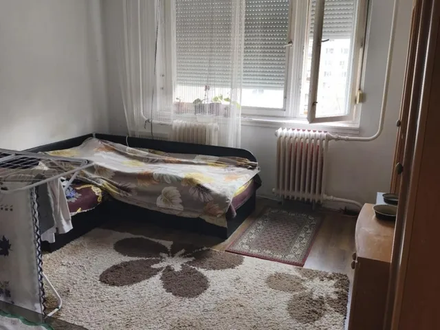 Eladó lakás Dunaújváros 57 nm