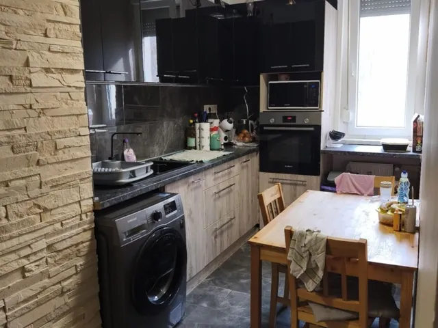 Eladó lakás Dunaújváros 48 nm