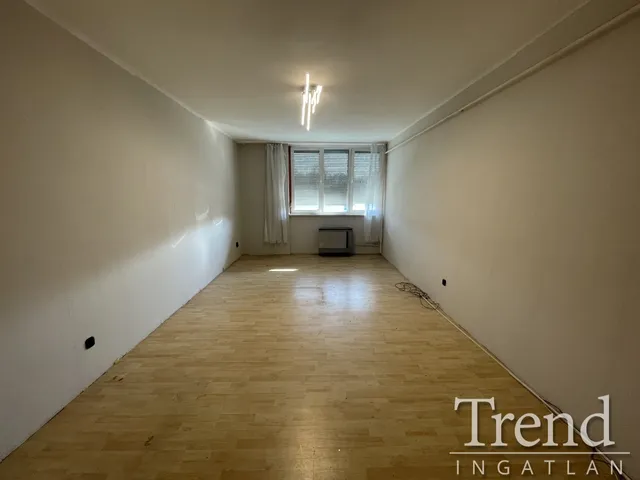 Eladó lakás Dunaújváros, Kertváros 35 nm