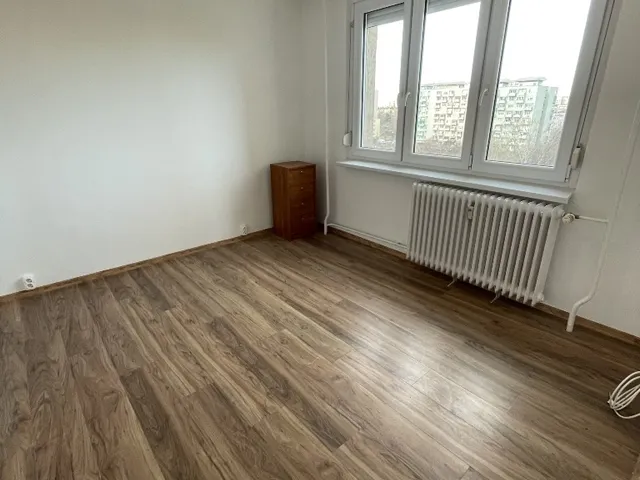 Kiadó lakás Dunaújváros 52 nm