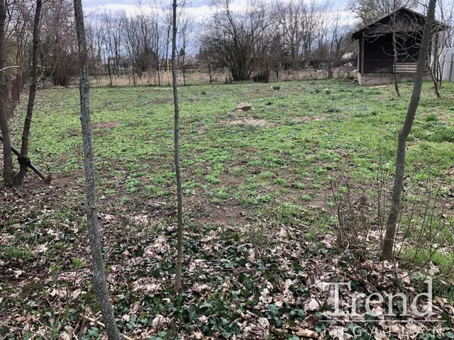 Eladó telek Dunaújváros 585 nm