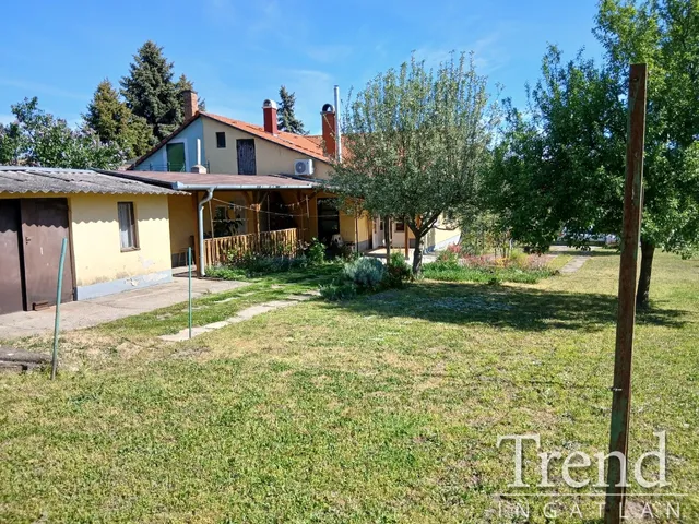 Eladó ház Dunaújváros, Újtelep 95 nm