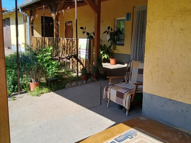 Eladó ház Dunaújváros, Újtelep 95 nm