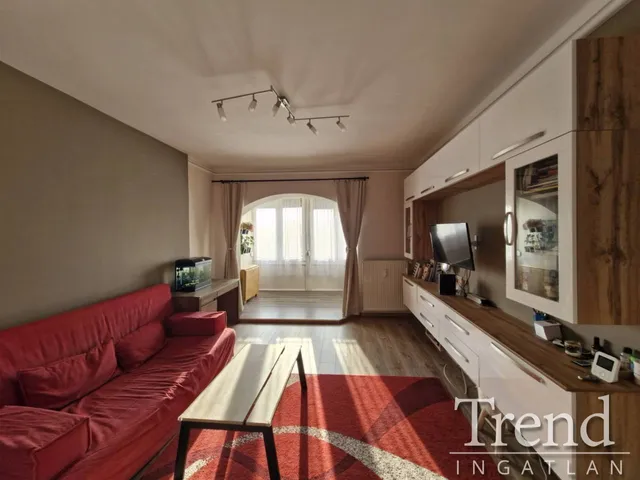 Eladó lakás Dunaújváros 58 nm