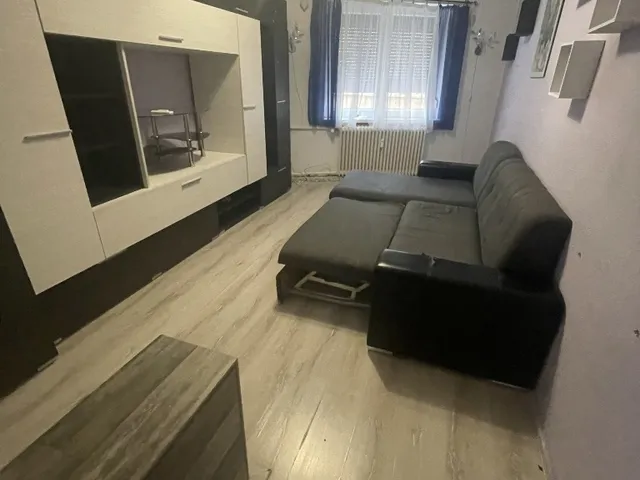 Kiadó lakás Dunaújváros 30 nm