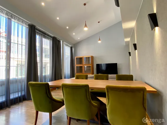 Kiadó lakás Budapest VI. kerület, Nagykörúton belüli terület 149 nm
