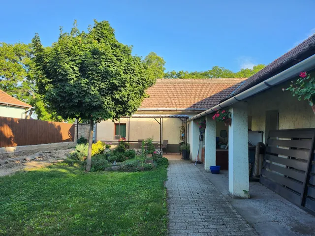 Eladó ház Nyáregyháza 128 nm