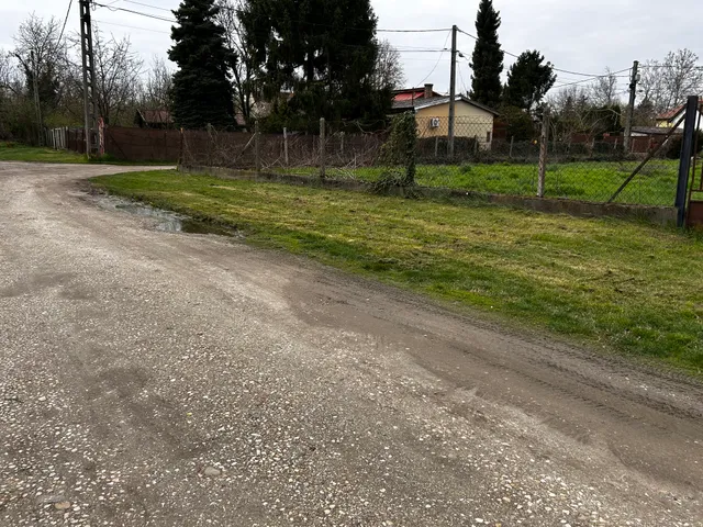 Eladó telek Dömsöd 833 nm
