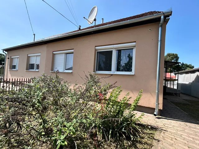 Eladó ház Dabas 72 nm