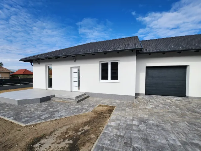 Eladó lakás Újlengyel 68 nm