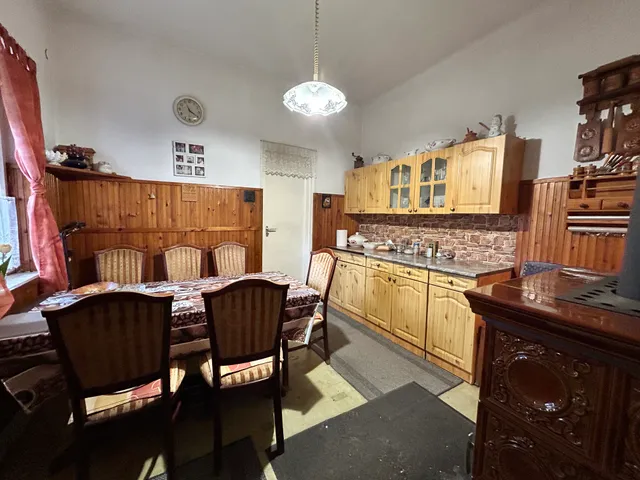 Eladó ház Dabas, Városközpont 61 nm