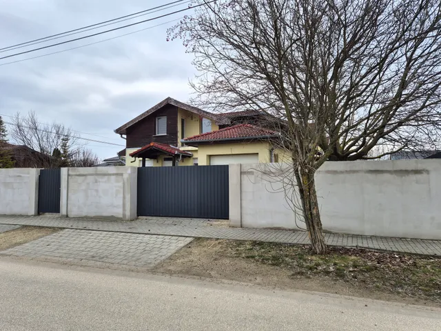 Eladó ház Dabas 113 nm