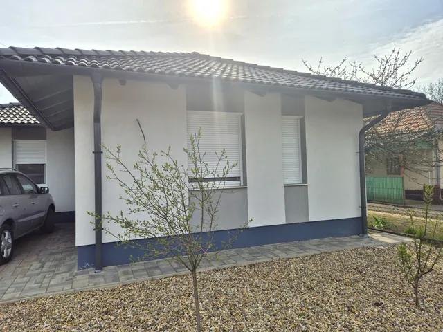 Eladó ház Dánszentmiklós 113 nm