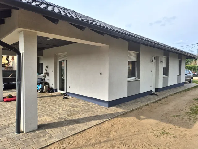 Eladó ház Dánszentmiklós 113 nm