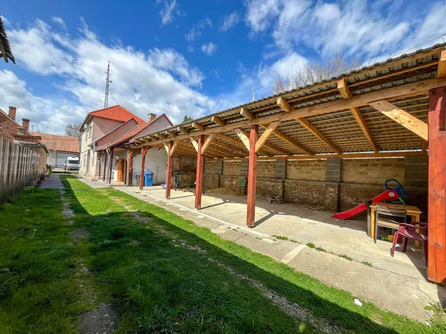 Eladó ház Sellye, Kossuth utca 220 nm