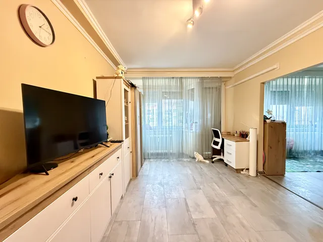 Eladó lakás Pécs, Uránváros, Esztergár Lajos utca 66 nm