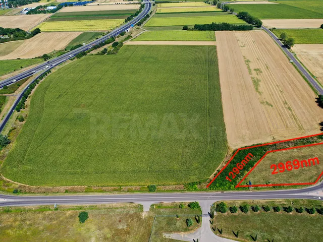 Eladó kereskedelmi és ipari ingatlan Pécsudvard, 5716 4265 nm